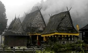 l'un des villages de Sumatra